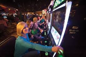 Dealer Langsung: Blackjack & Roulette Studio dealer langsung blackjack dan roulette baru